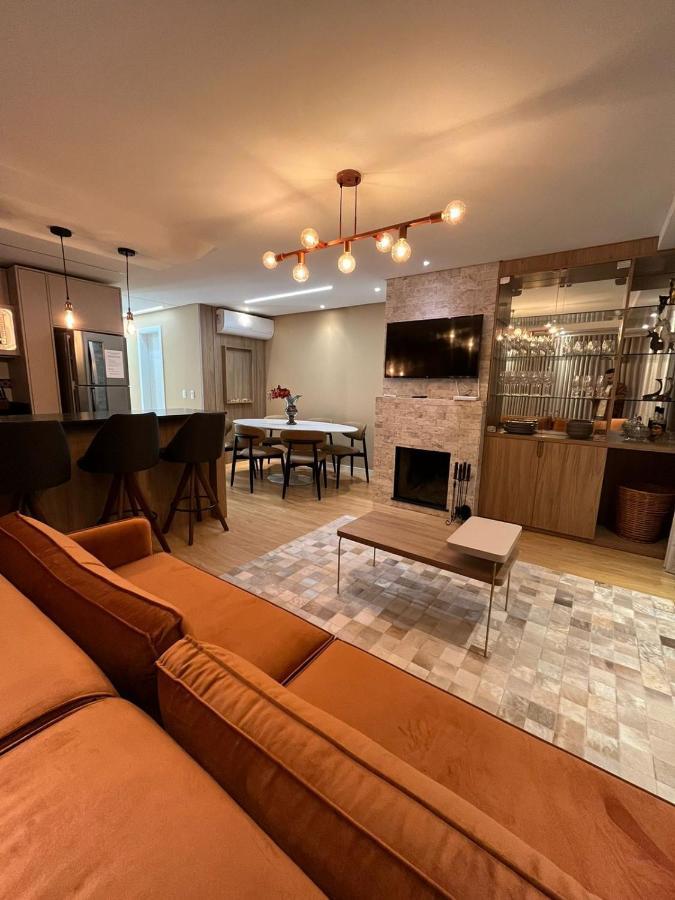 Apartamento Espetacular, 2 Suites, A 30M Da Rua Coberta Γκραμάντο Εξωτερικό φωτογραφία