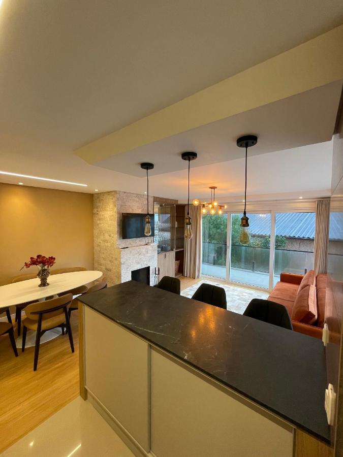 Apartamento Espetacular, 2 Suites, A 30M Da Rua Coberta Γκραμάντο Εξωτερικό φωτογραφία