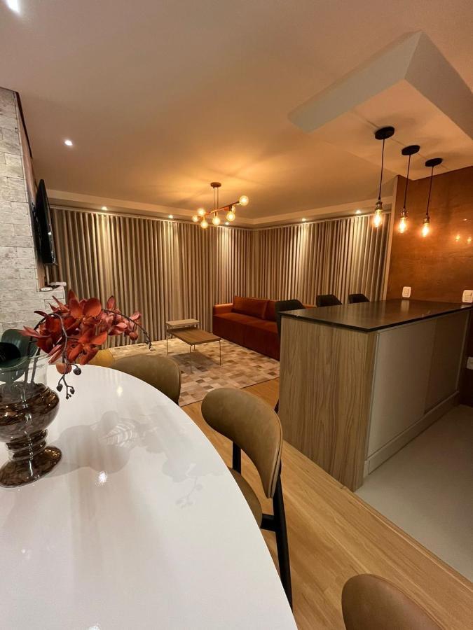 Apartamento Espetacular, 2 Suites, A 30M Da Rua Coberta Γκραμάντο Εξωτερικό φωτογραφία
