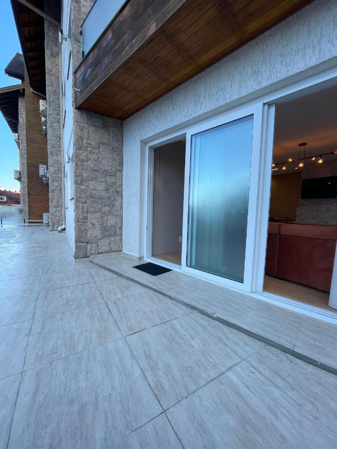 Apartamento Espetacular, 2 Suites, A 30M Da Rua Coberta Γκραμάντο Εξωτερικό φωτογραφία