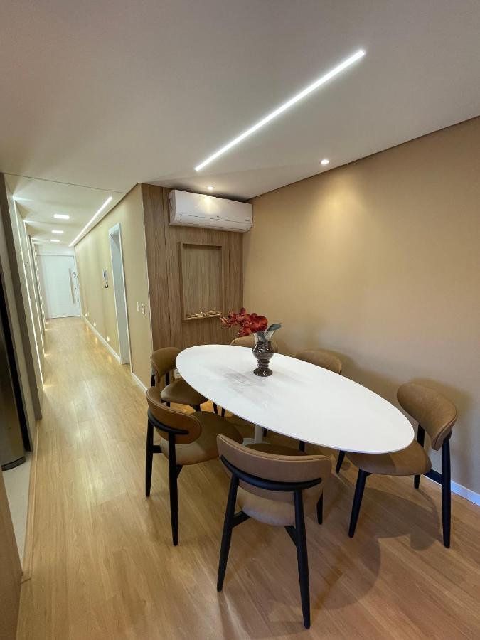 Apartamento Espetacular, 2 Suites, A 30M Da Rua Coberta Γκραμάντο Εξωτερικό φωτογραφία