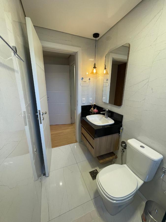 Apartamento Espetacular, 2 Suites, A 30M Da Rua Coberta Γκραμάντο Εξωτερικό φωτογραφία