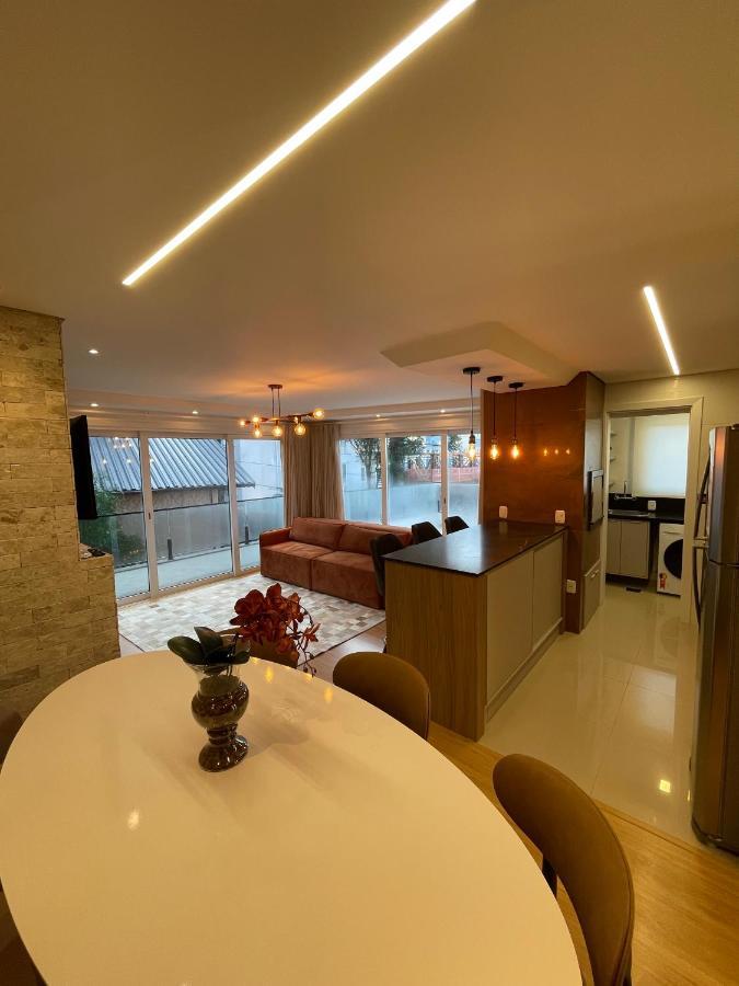 Apartamento Espetacular, 2 Suites, A 30M Da Rua Coberta Γκραμάντο Εξωτερικό φωτογραφία